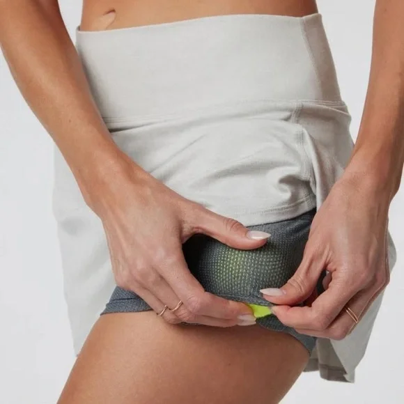 Vuori Women's Halo Performance Skirt Size XL - Picture 3 of 7